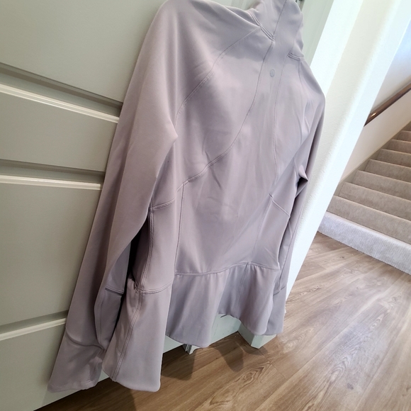 Lululemon Define Jacket - Picture 3 of 8